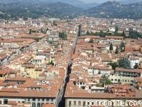 35. Florencia desde el aire